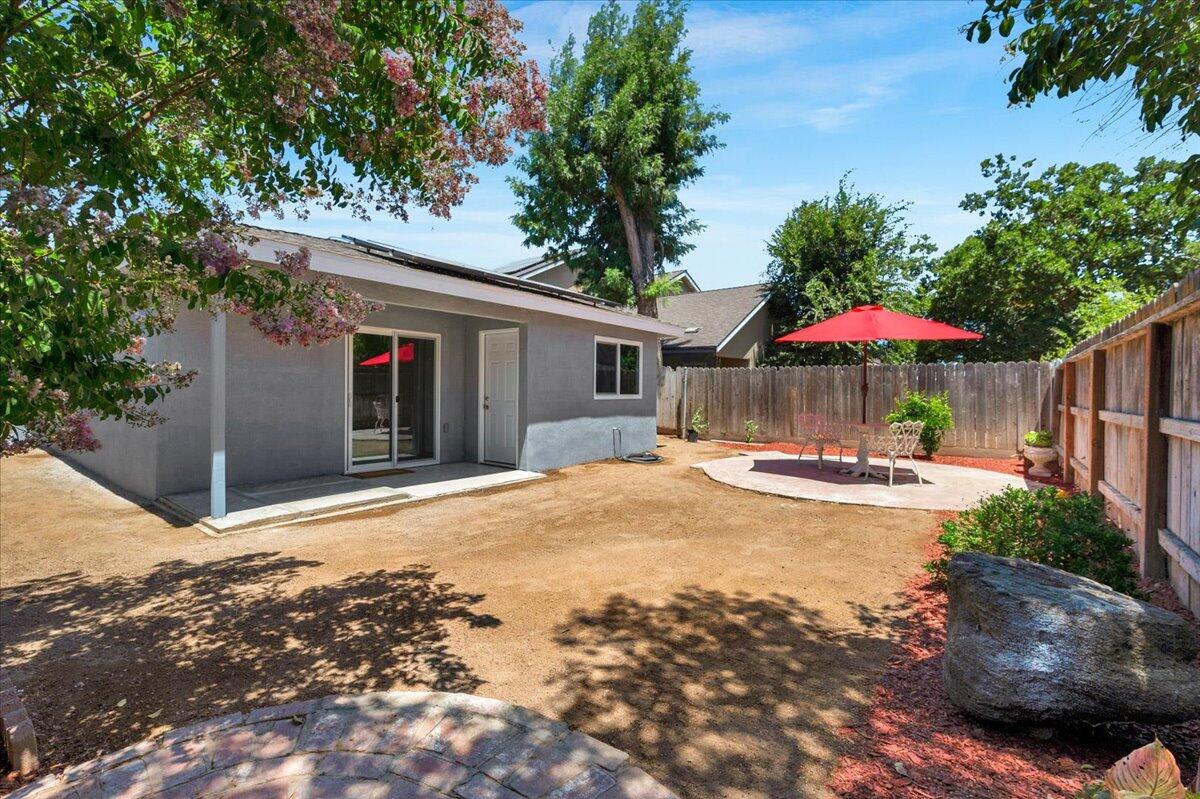 4343 W Princeton Avenue