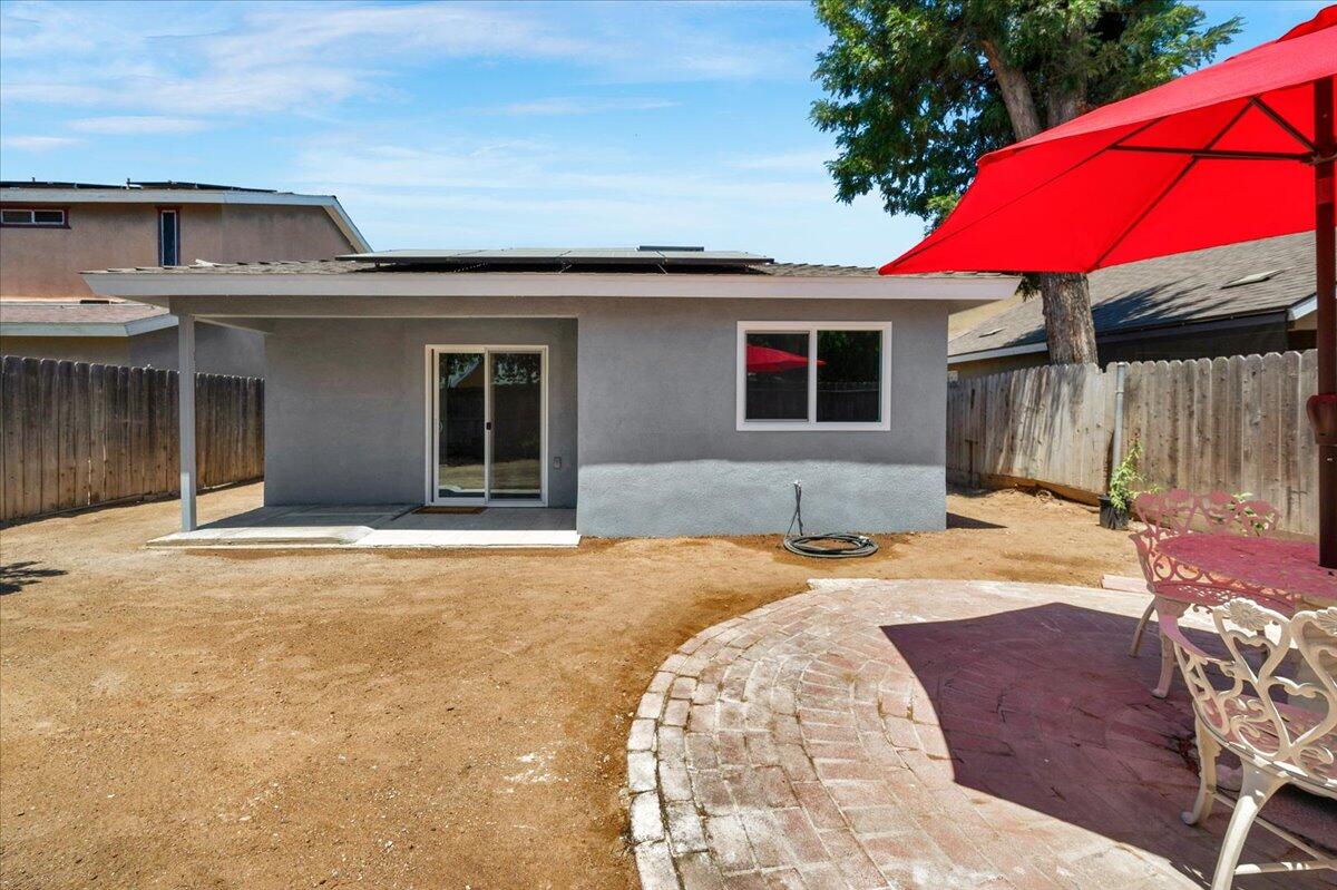 4343 W Princeton Avenue