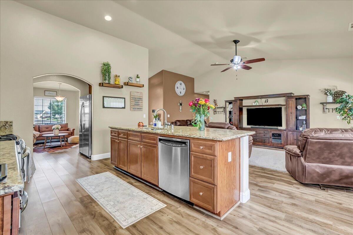 7273 W San Carlos Avenue