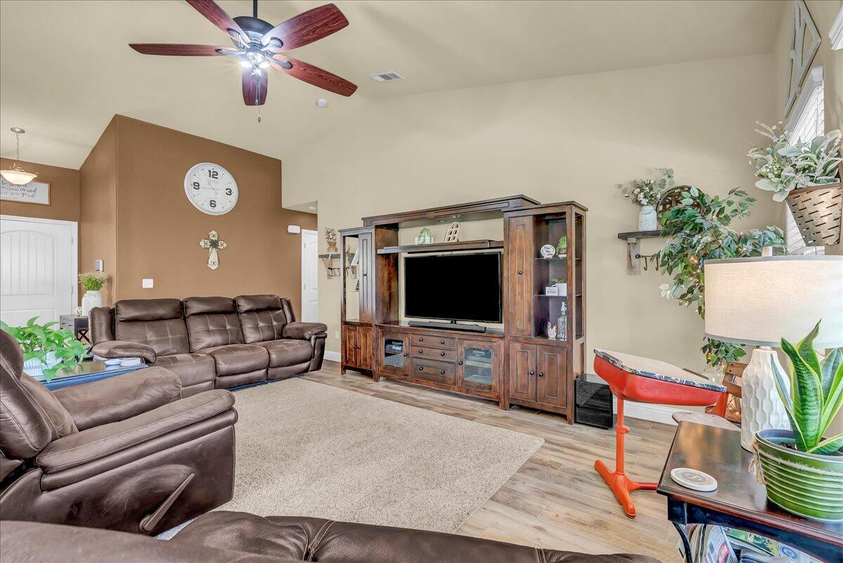 7273 W San Carlos Avenue