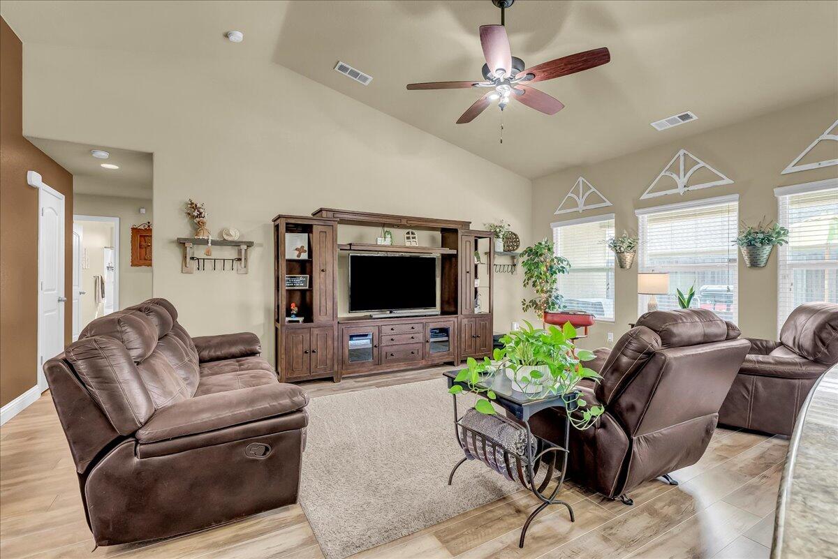 7273 W San Carlos Avenue