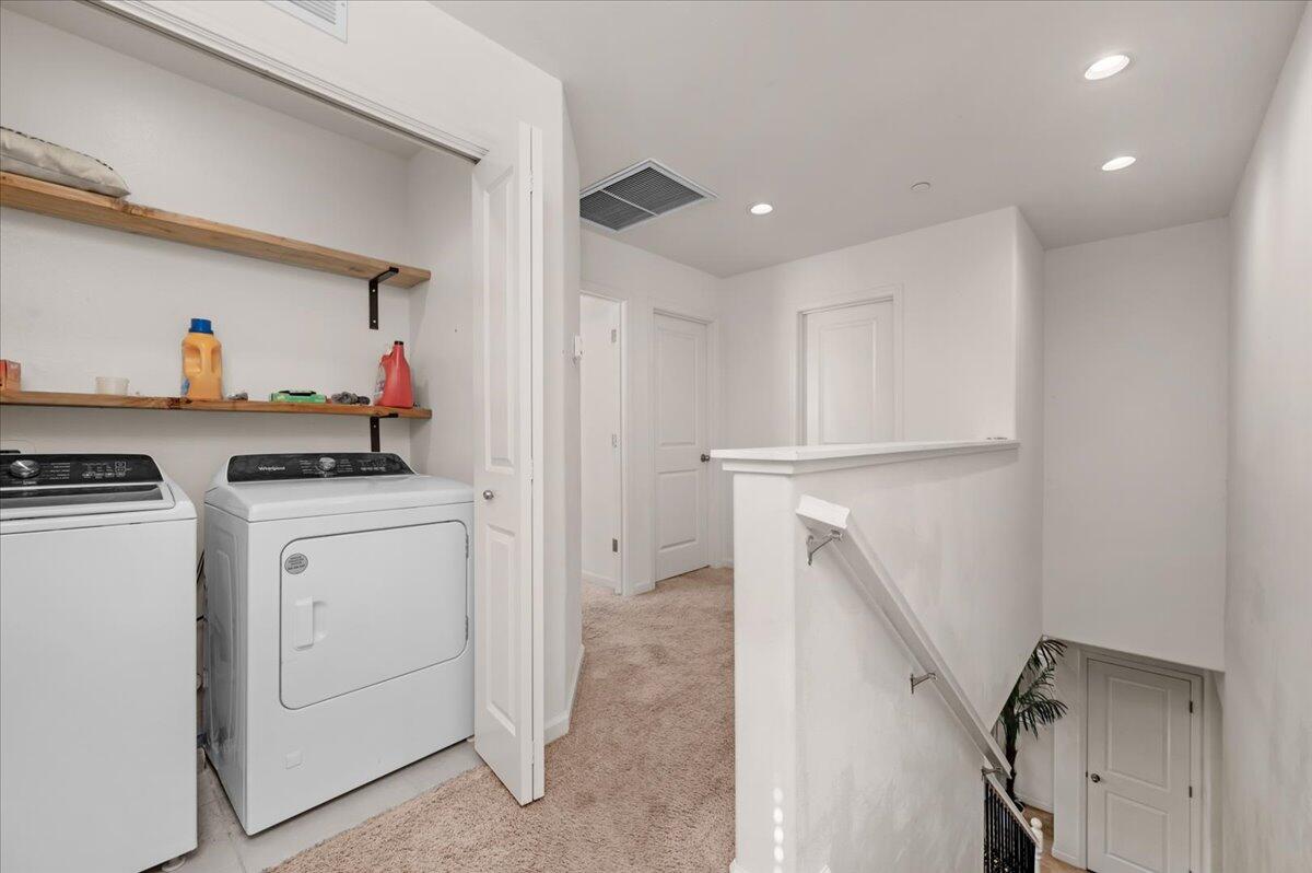 6317 N Alta Vista Lane