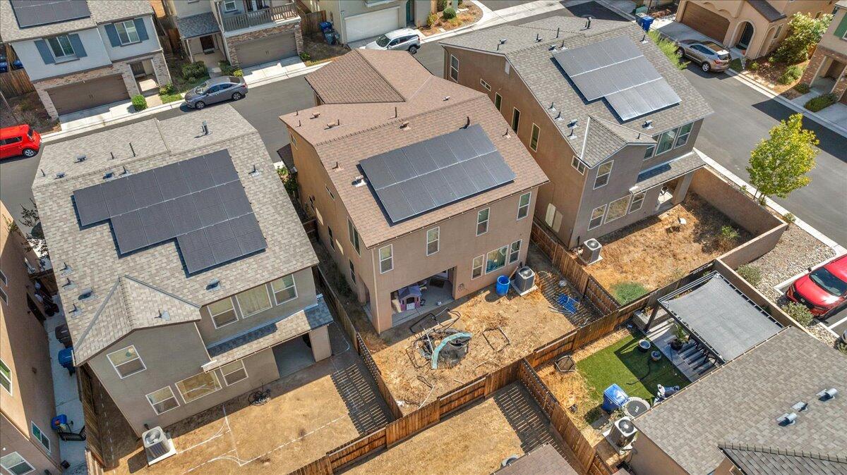 6317 N Alta Vista Lane