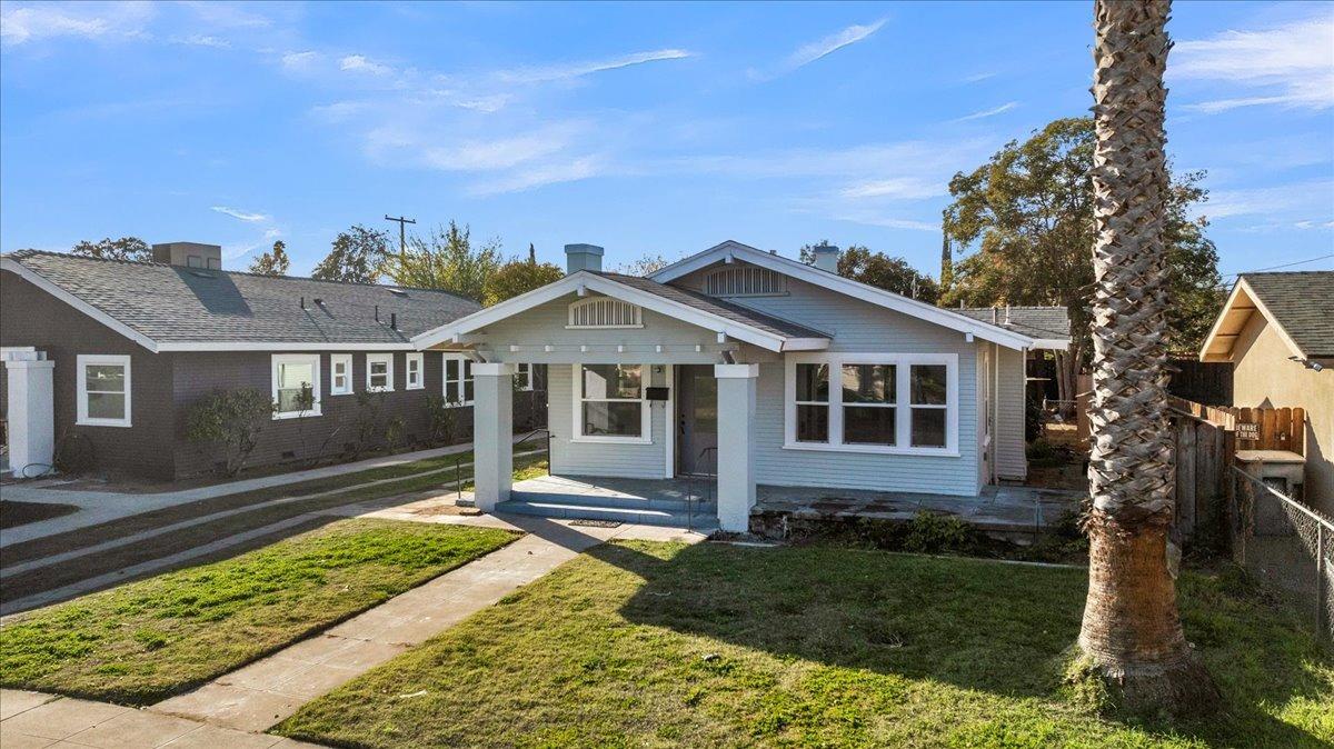 1265 N Safford Avenue