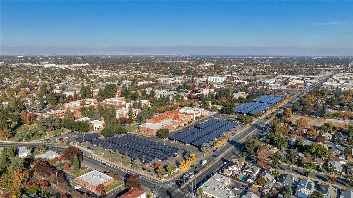 1265 N Safford Avenue