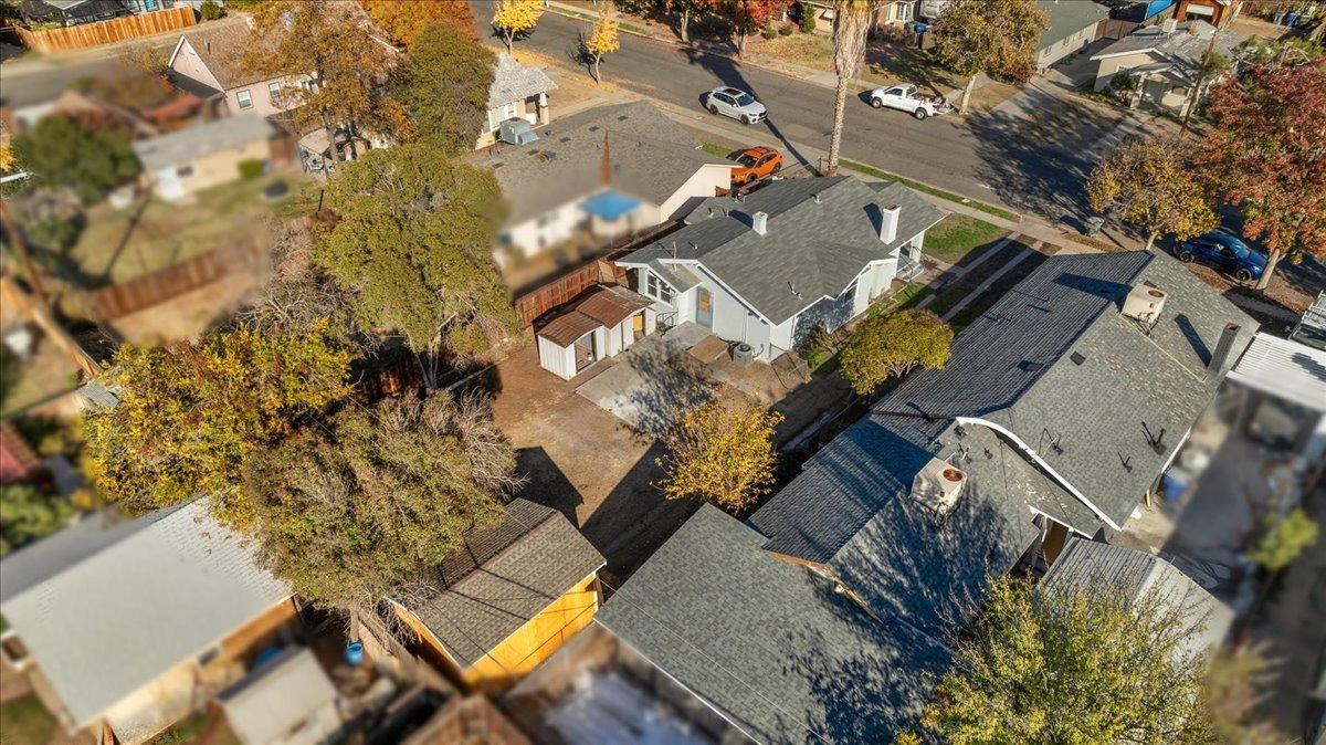 1265 N Safford Avenue