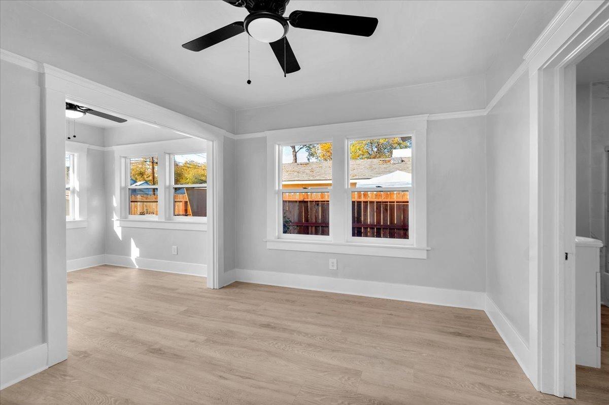 1265 N Safford Avenue