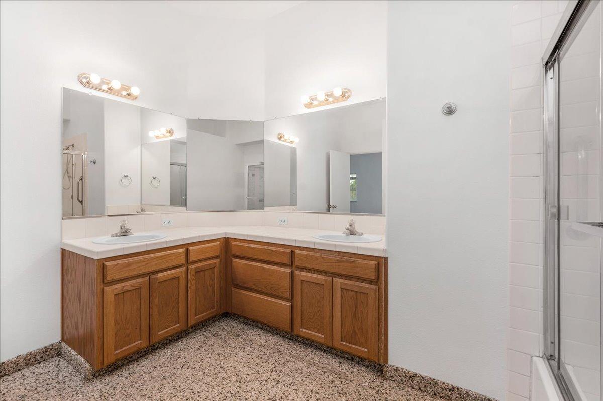 5633 N Delbert Avenue