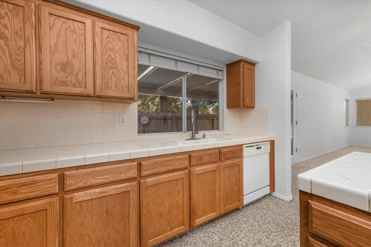 5633 N Delbert Avenue