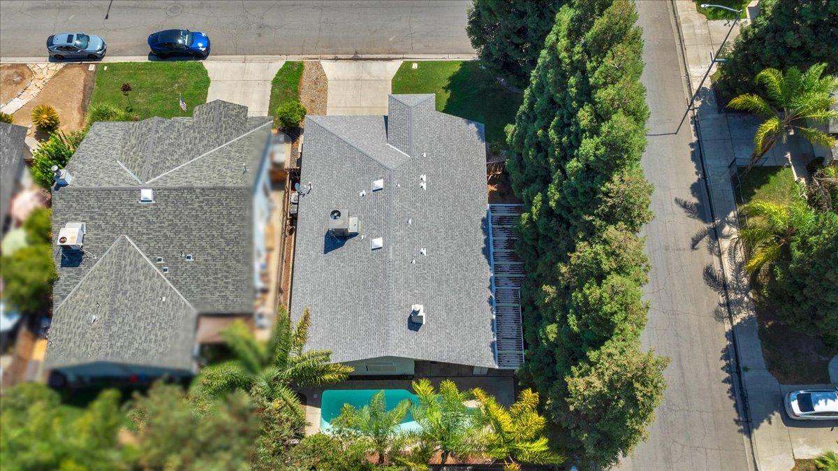 5633 N Delbert Avenue