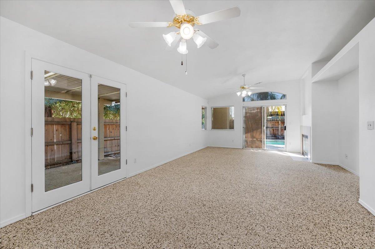 5633 N Delbert Avenue