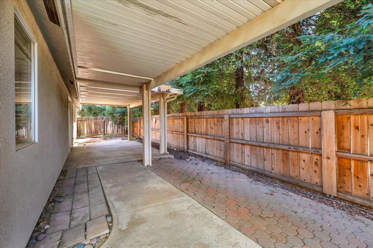 5633 N Delbert Avenue