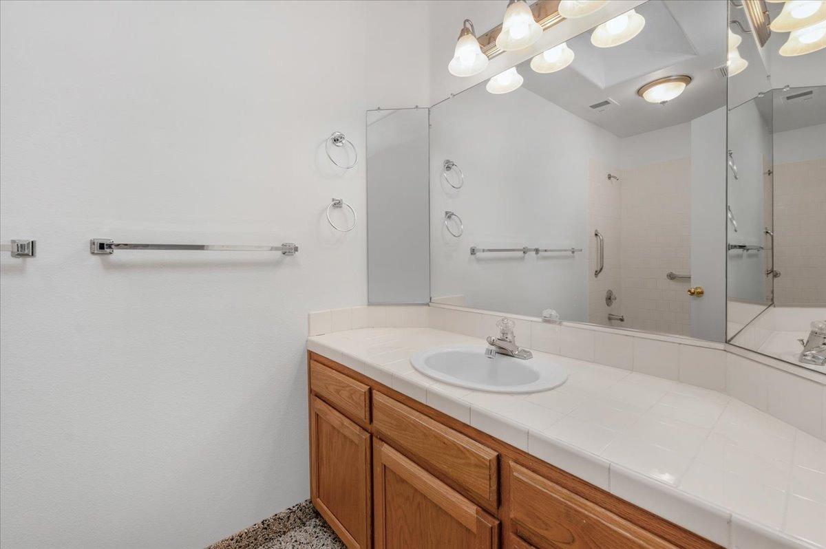 5633 N Delbert Avenue