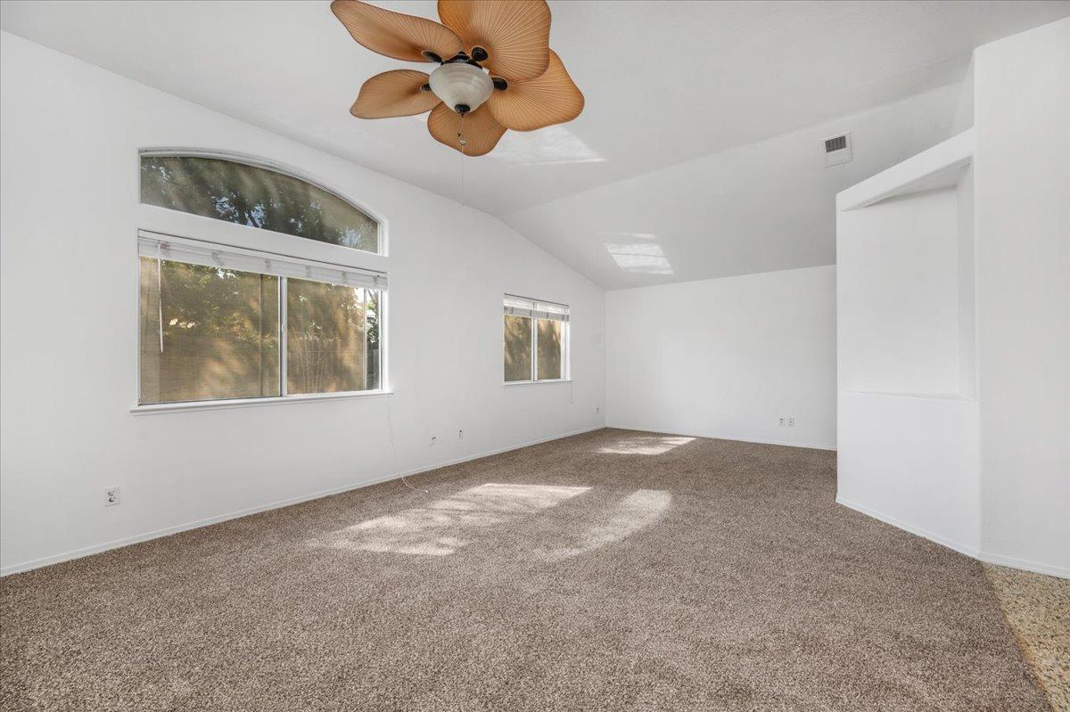 5633 N Delbert Avenue