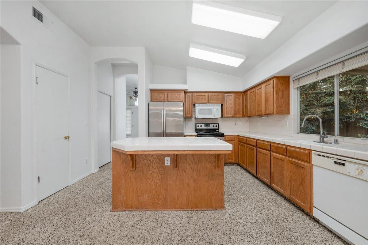 5633 N Delbert Avenue