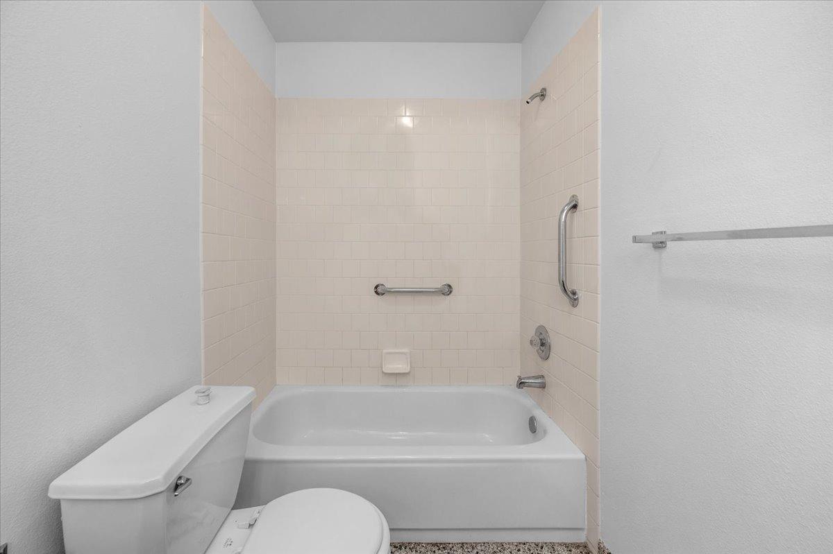 5633 N Delbert Avenue