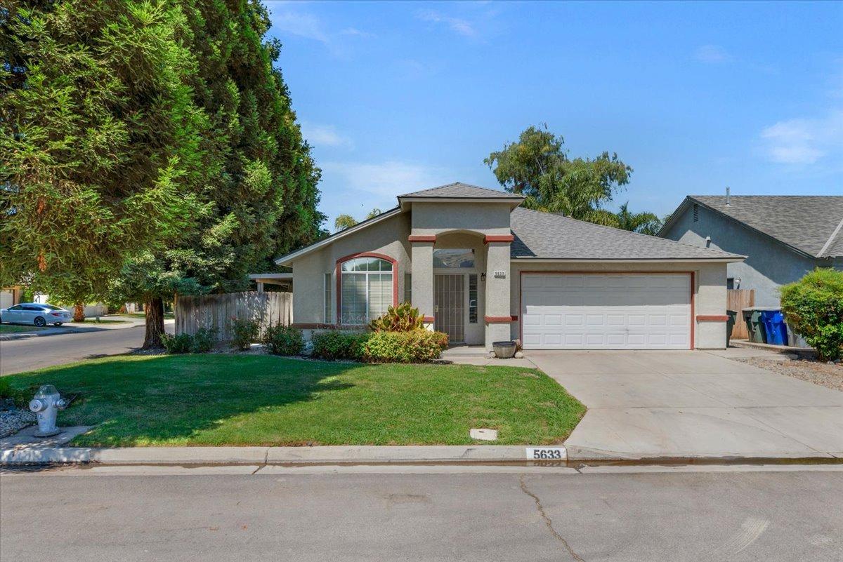 5633 N Delbert Avenue