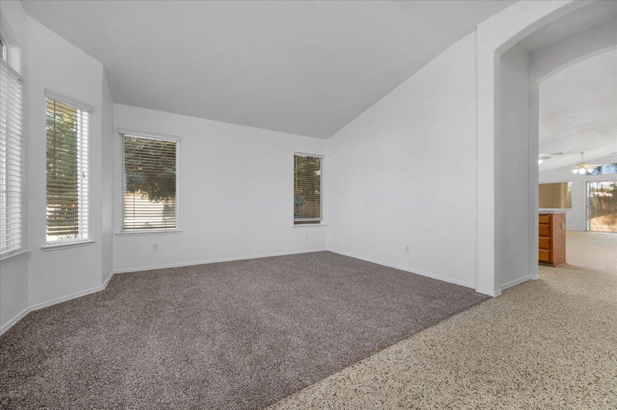 5633 N Delbert Avenue