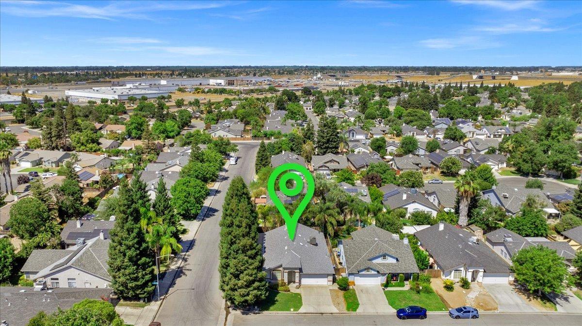 5633 N Delbert Avenue