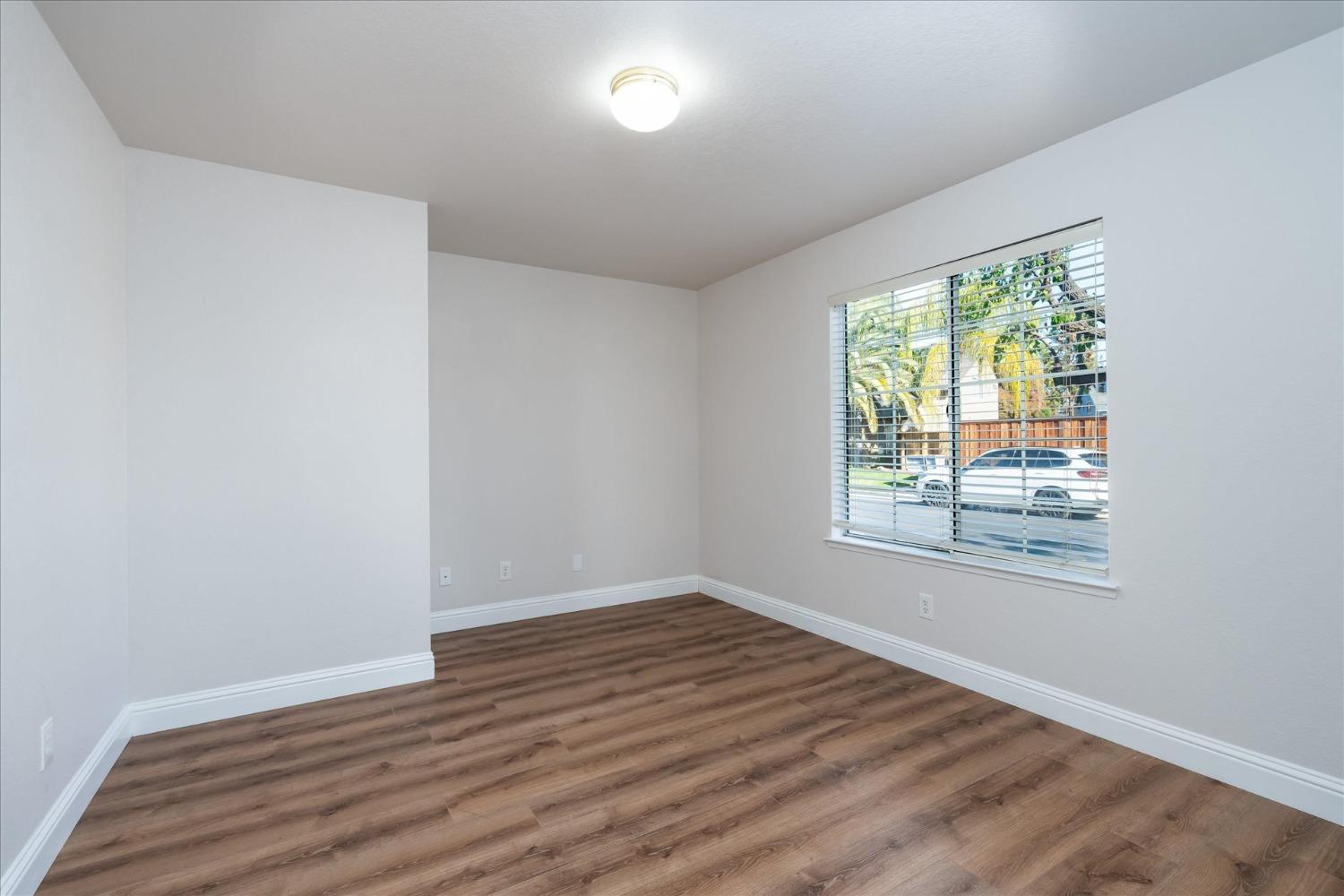 545 E Driftwood Drive