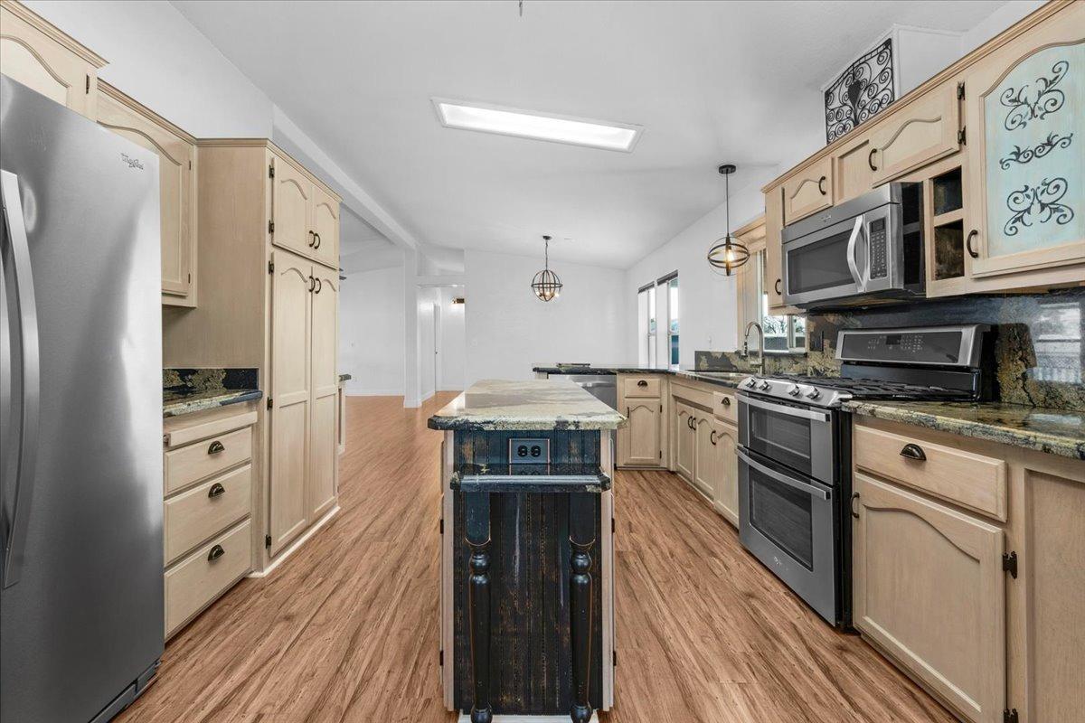 2706 W Ashlan Avenue # 268