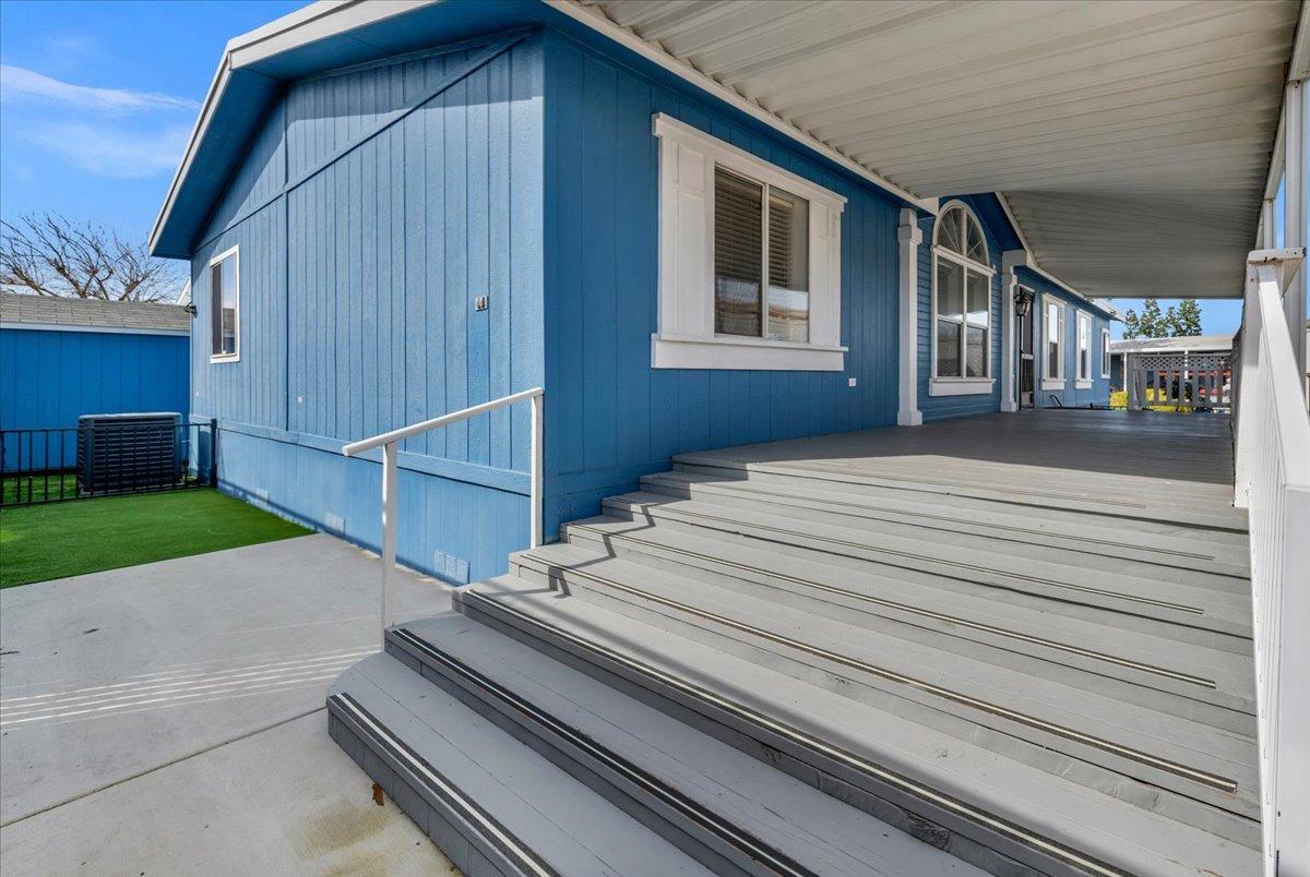 2706 W Ashlan Avenue # 268