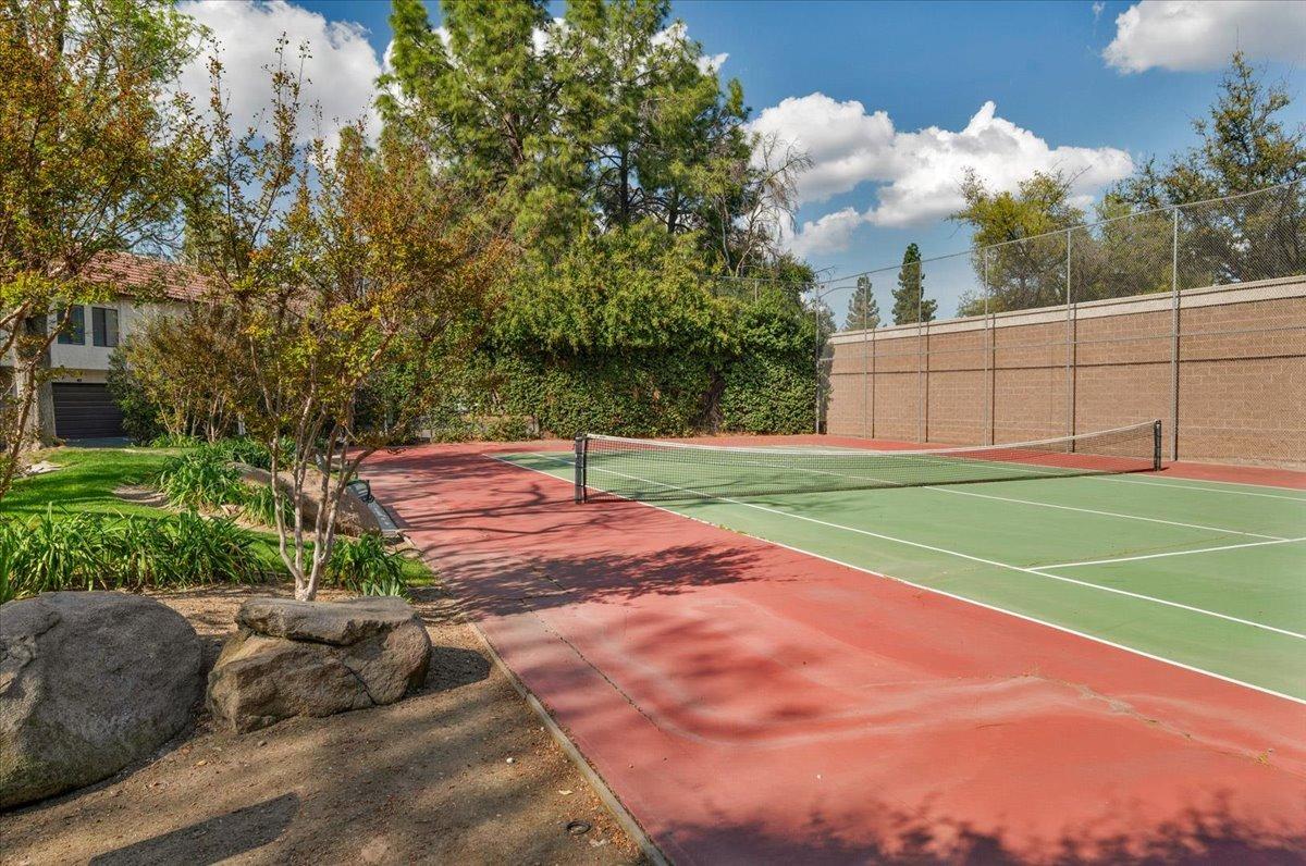 2890 Huntington Boulevard # 108