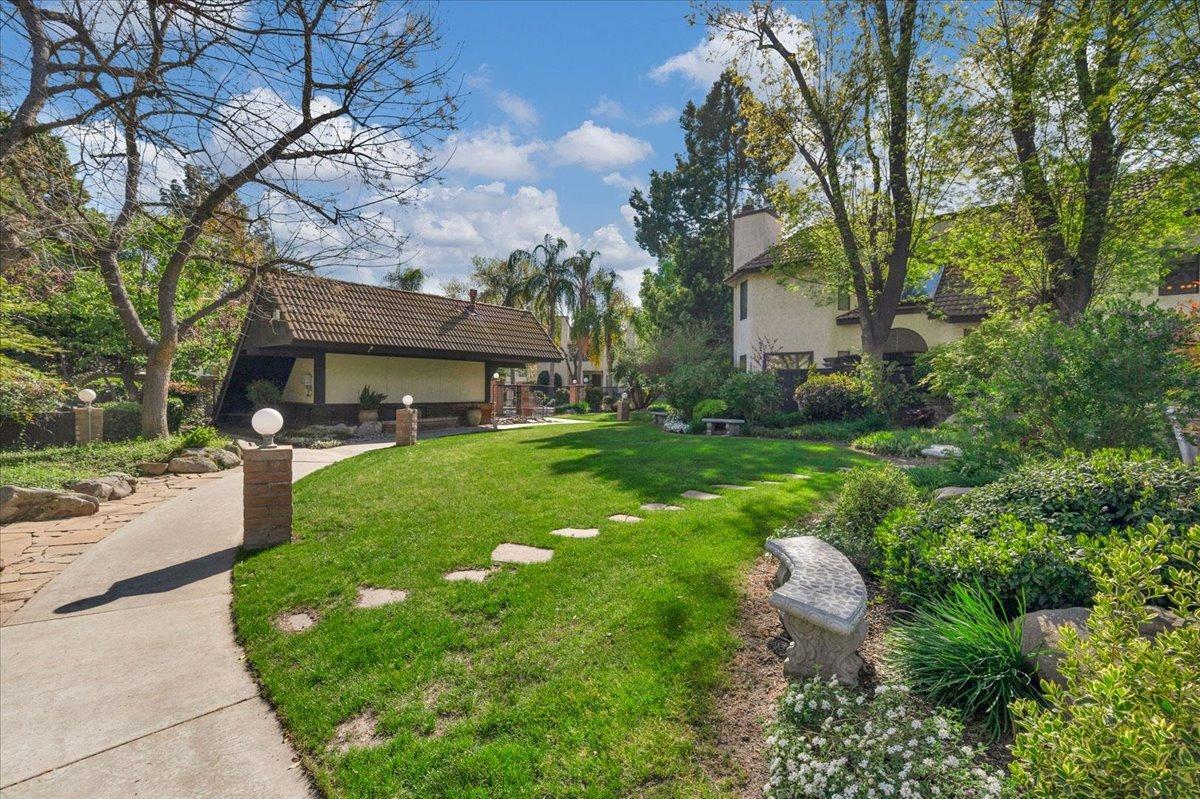 2890 Huntington Boulevard # 108