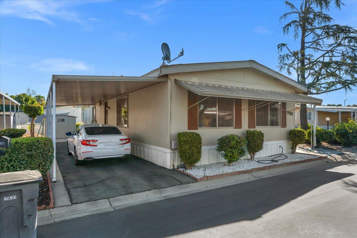 2706 W Ashlan Avenue # 323