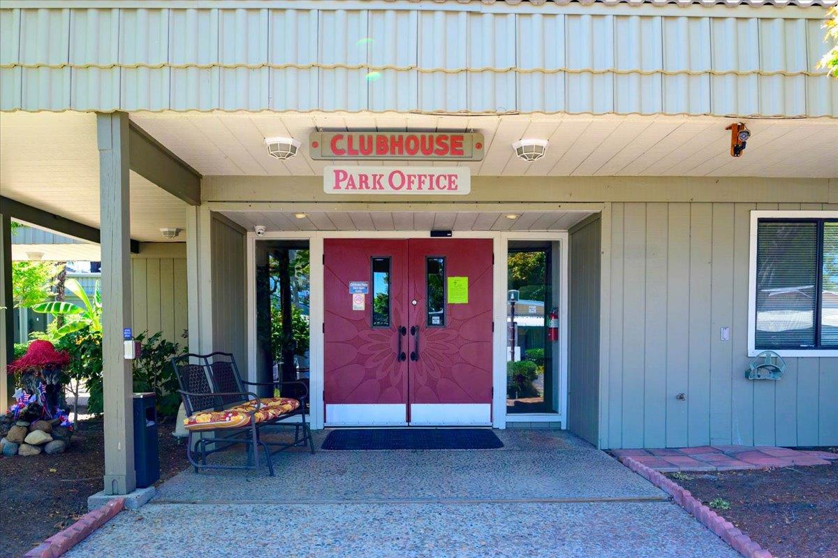 2706 W Ashlan Avenue # 323