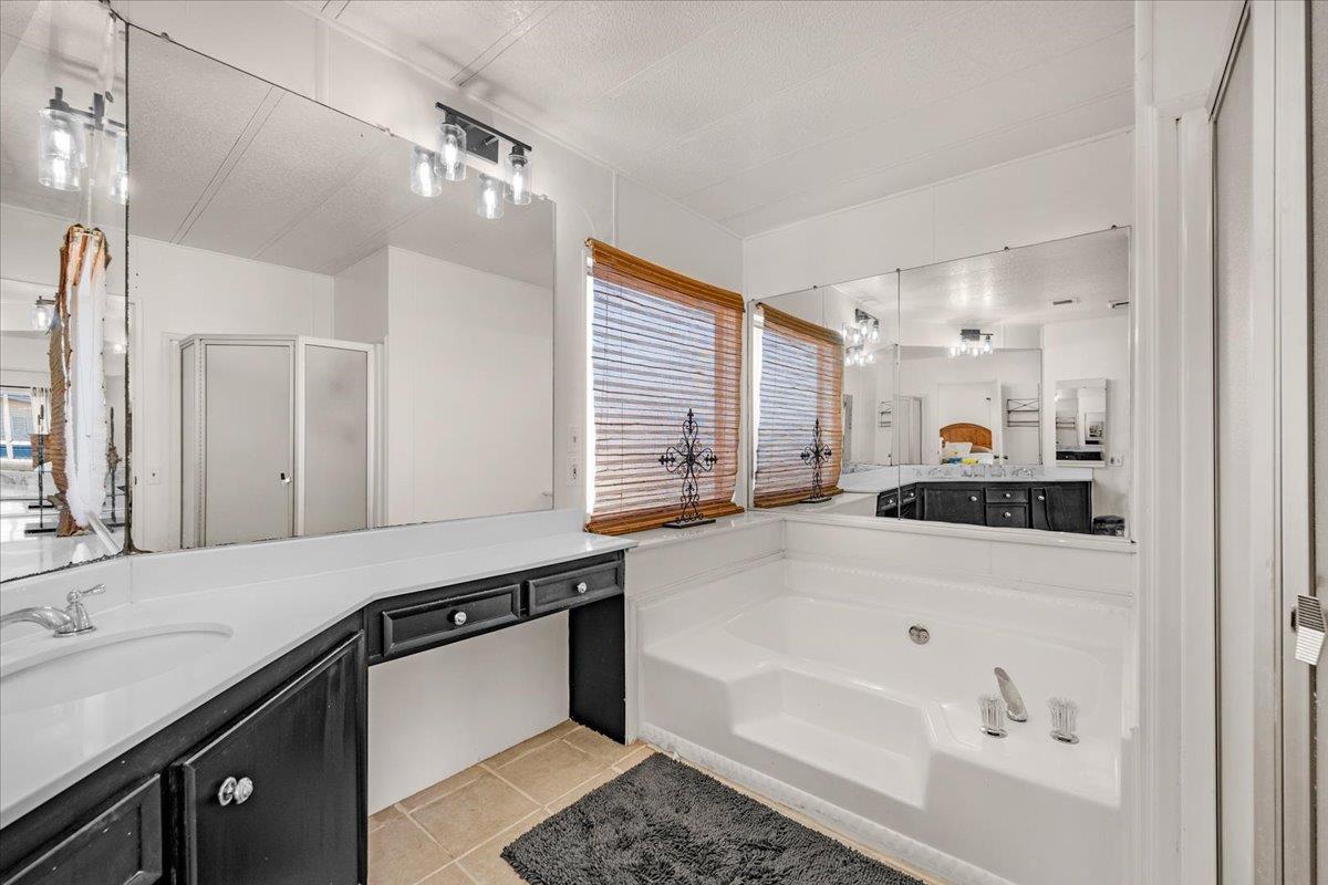 2706 W Ashlan Avenue # 323