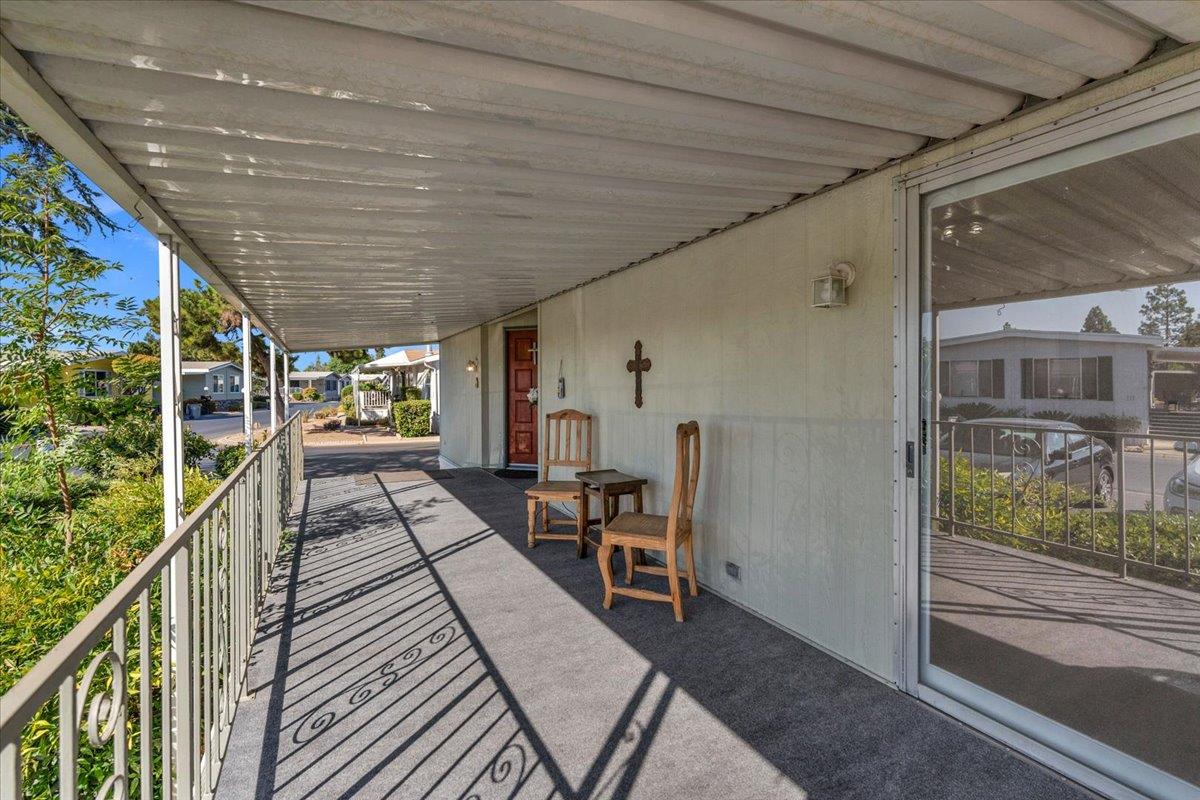 2706 W Ashlan Avenue # 323