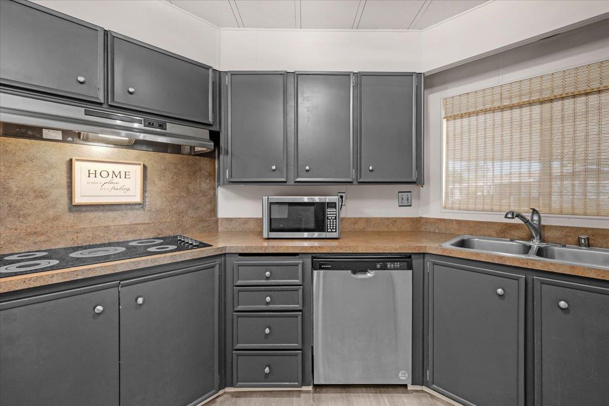 2706 W Ashlan Avenue # 323