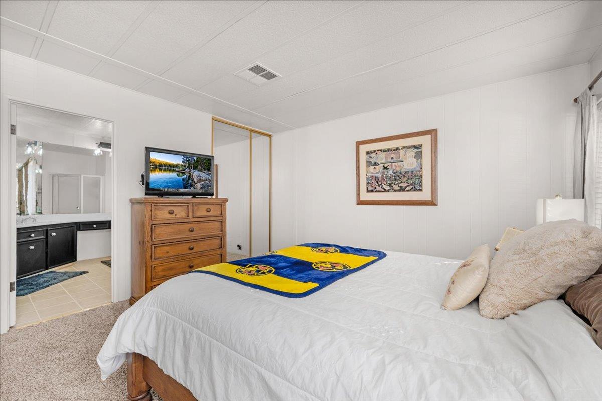 2706 W Ashlan Avenue # 323