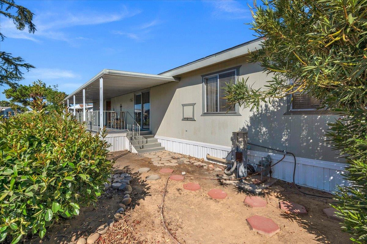 2706 W Ashlan Avenue # 323