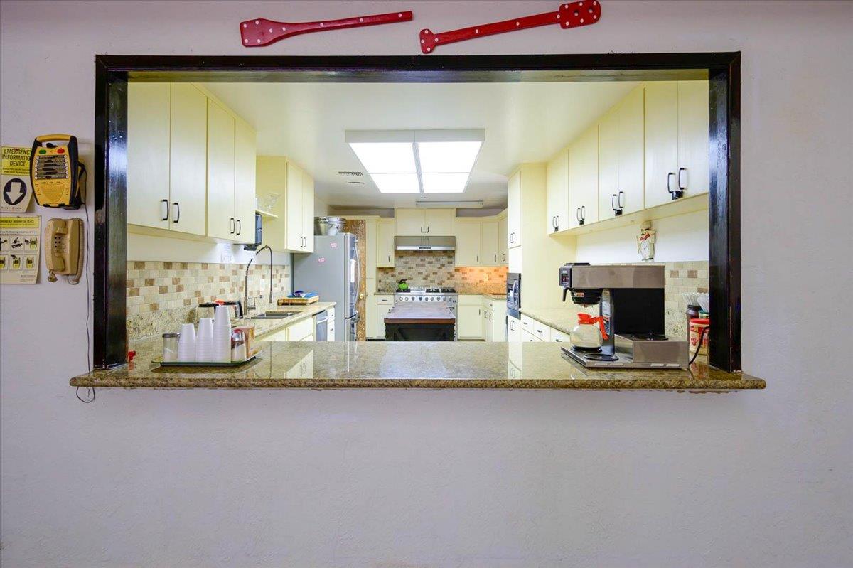 2706 W Ashlan Avenue # 323