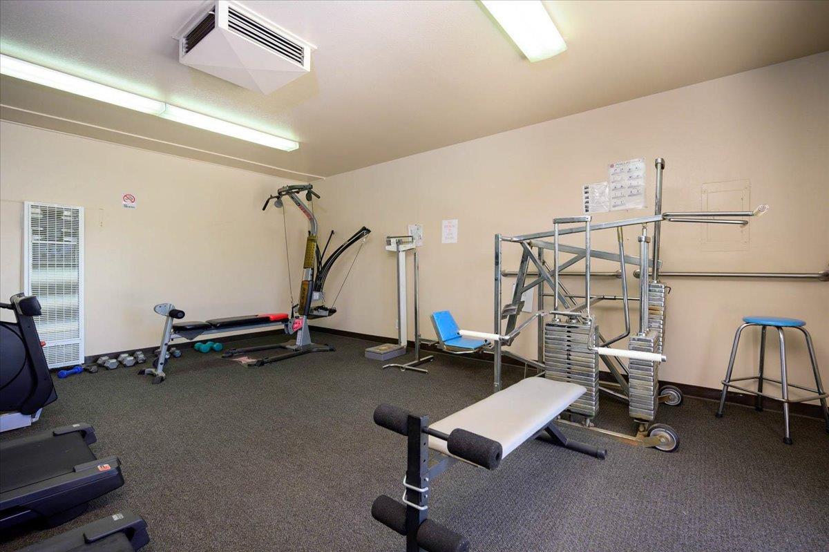 2706 W Ashlan Avenue # 323