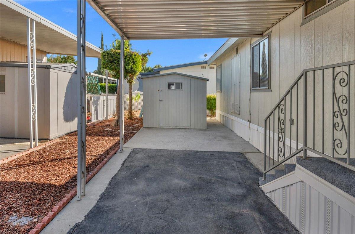 2706 W Ashlan Avenue # 323