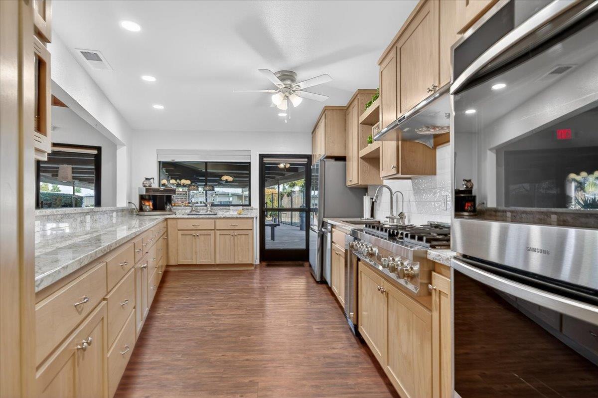 1001 Sylmar Avenue # 216