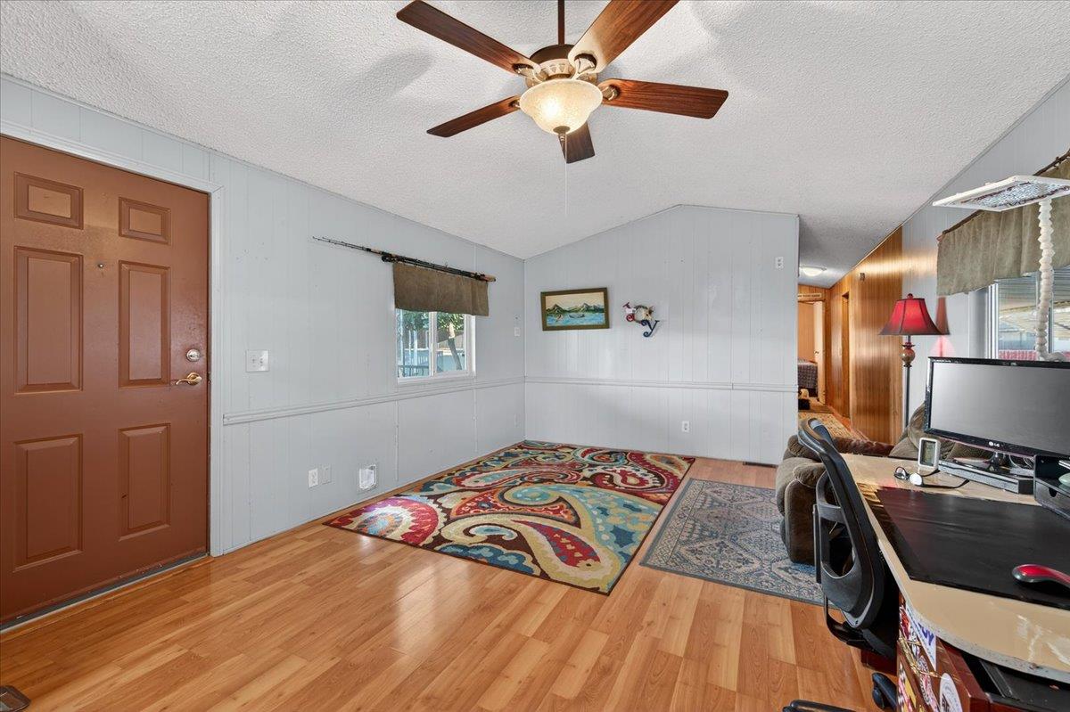 1001 Sylmar Avenue # 216