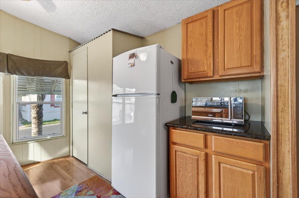 1001 Sylmar Avenue # 216