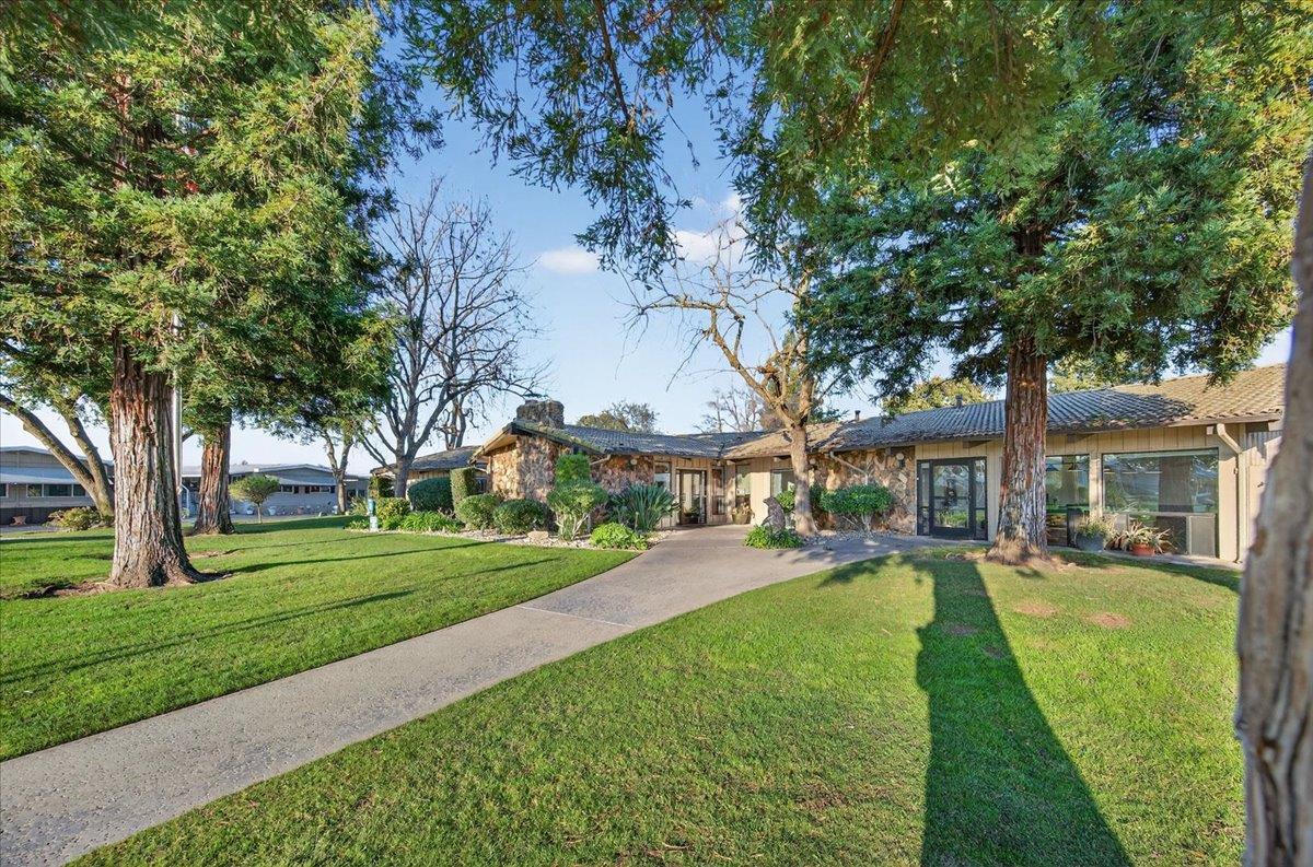 1001 Sylmar Avenue # 216