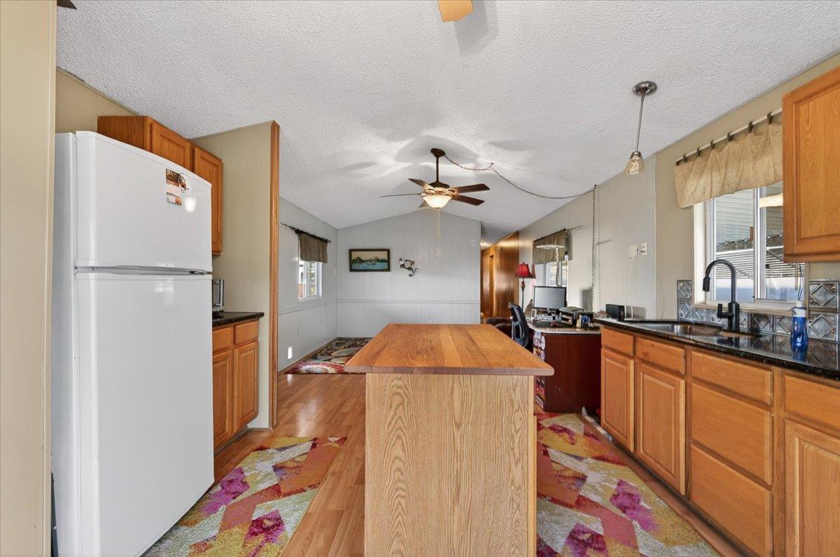 1001 Sylmar Avenue # 216