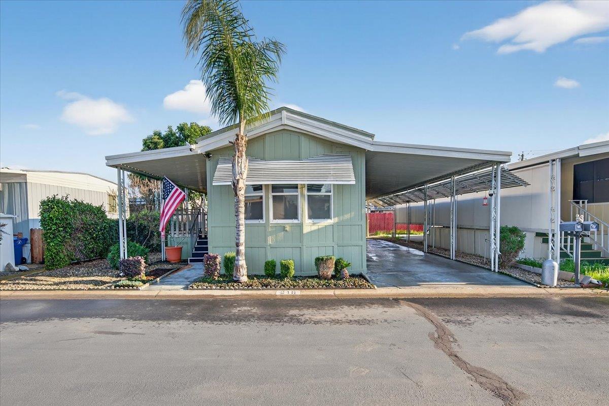 1001 Sylmar Avenue # 216