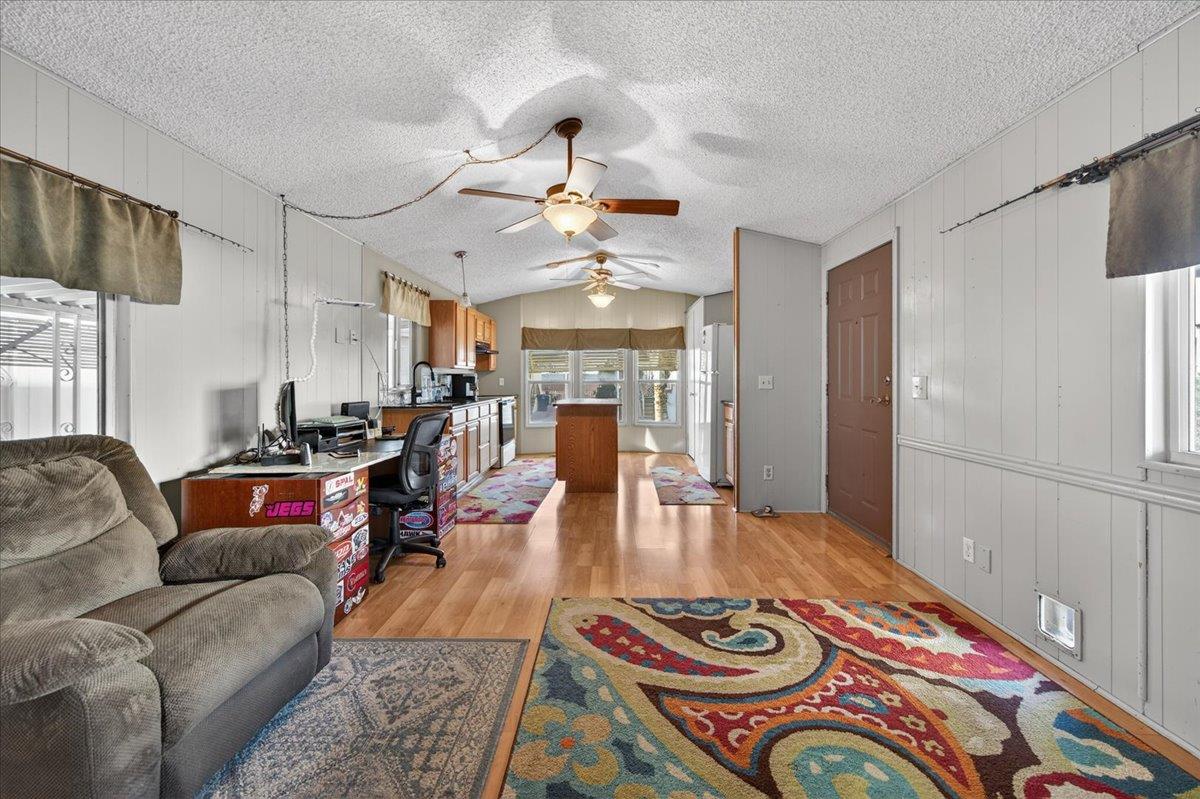 1001 Sylmar Avenue # 216