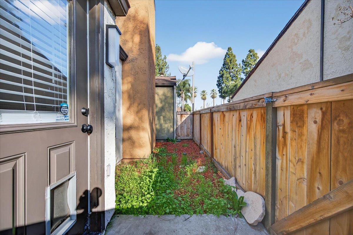 5140 E Cesar Chavez Boulevard # 107