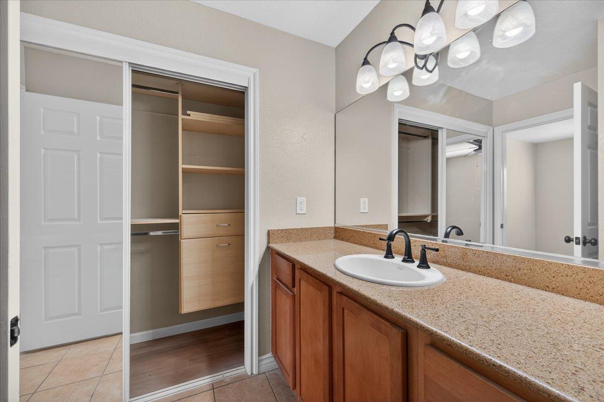 5140 E Cesar Chavez Boulevard # 107