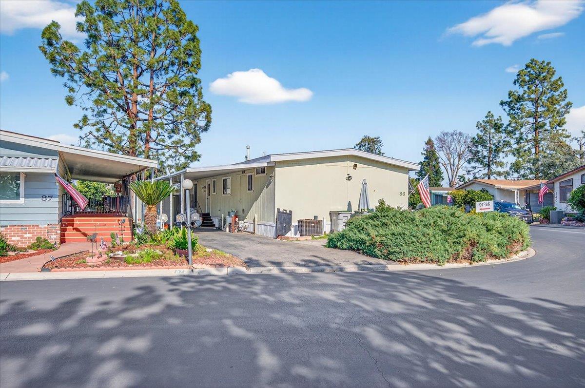 2706 W Ashlan Avenue # 86