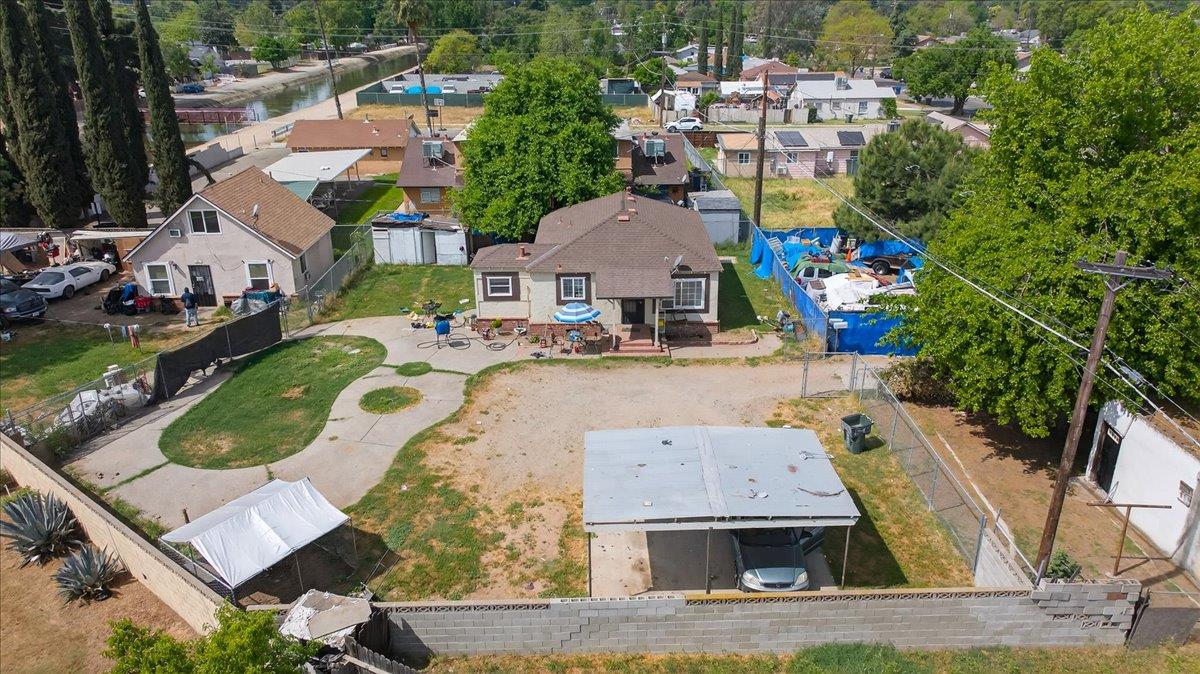 1328 E Fedora Avenue