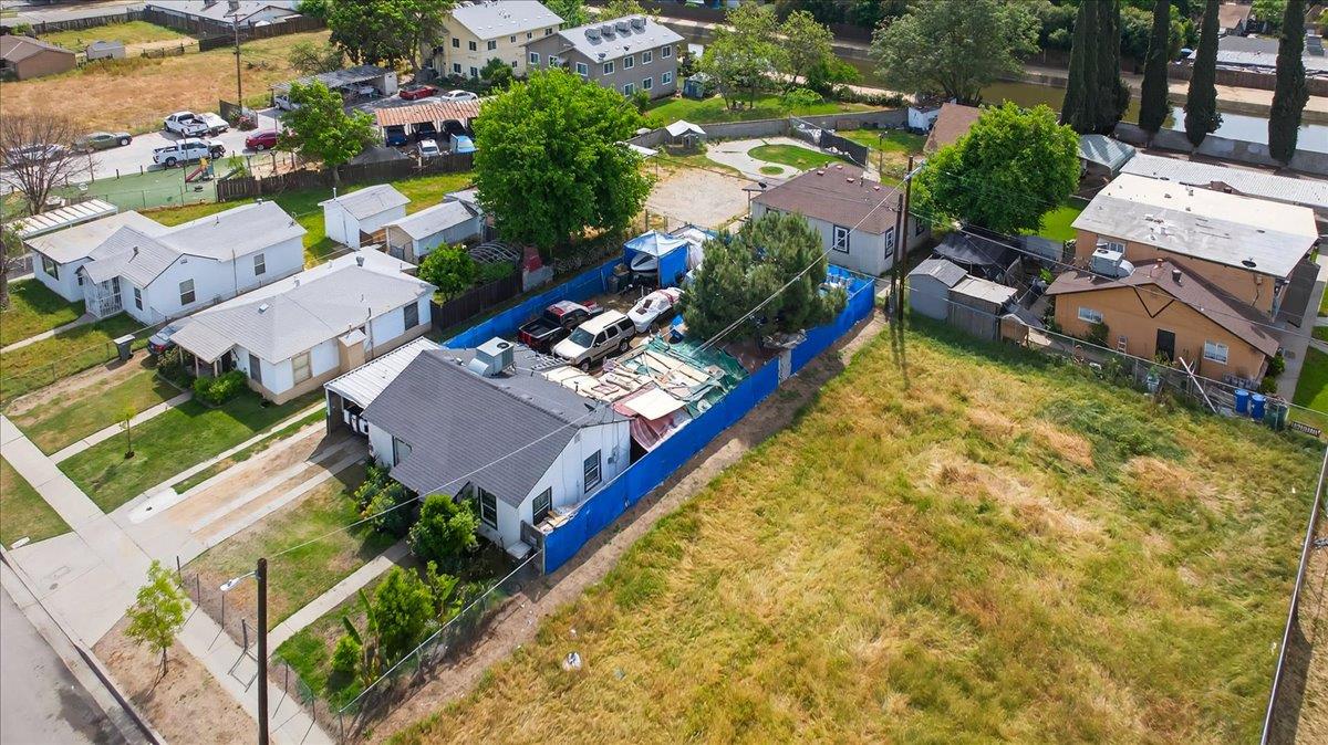 1328 E Fedora Avenue